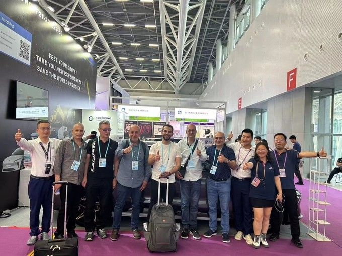 Henan Autoking Industry Co., Ltd. linea di produzione del fabbricante